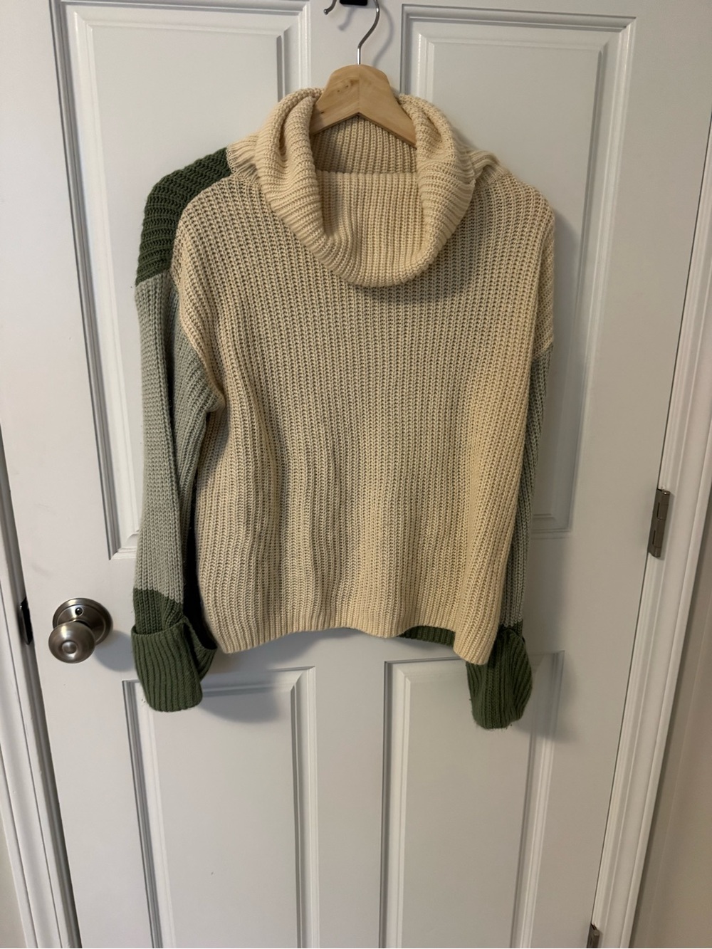 Simplee Apparel Cream Chunky Cowl Sweater with Olive Accents